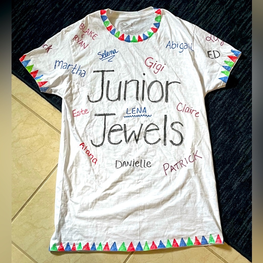 Taylor Swift “You Belong With Me” Music Video Shirt 🟪